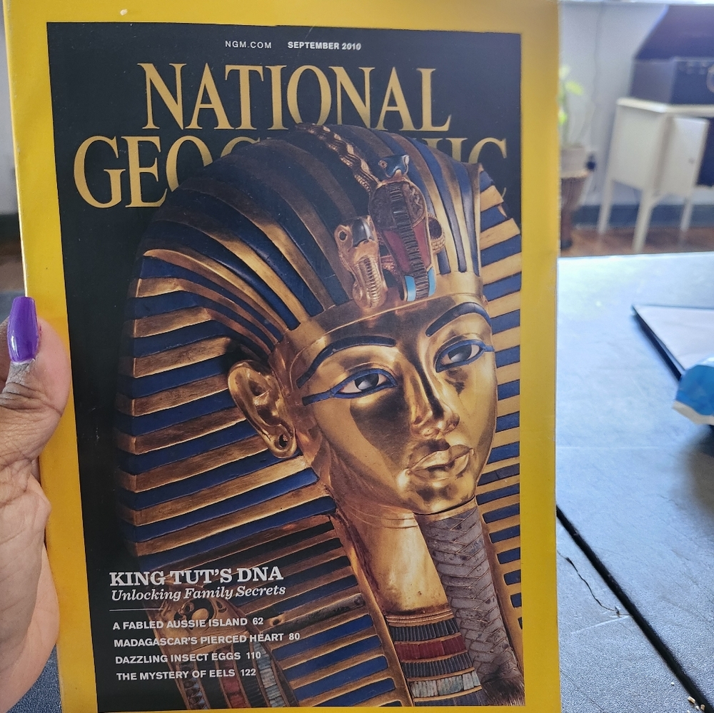 Random National Geographic Magazines